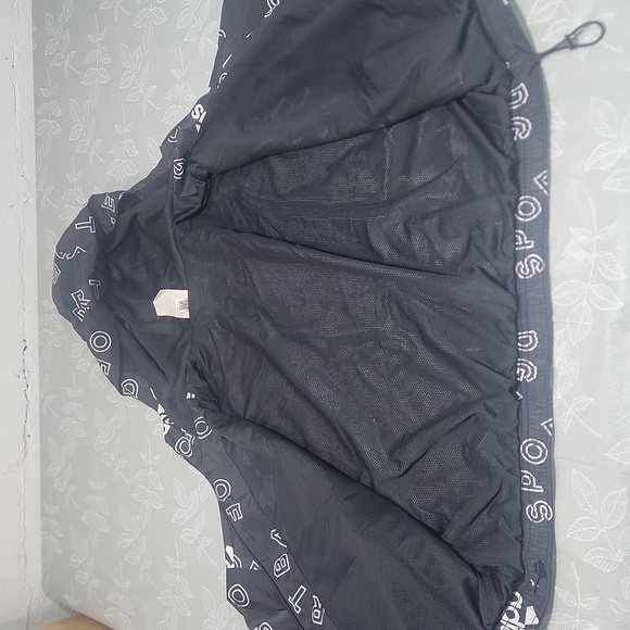 Adidas Loose Fit Wind Breaker - Picture 7 of 9